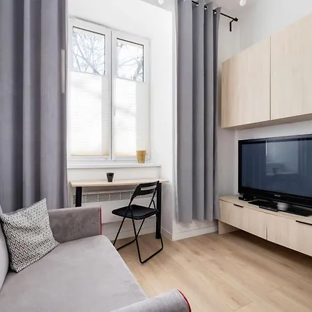 Cozy On Mickiewicza Street In Close To The Old Town By Renters