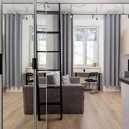 Cozy On Mickiewicza Street In Close To The Old Town By Renters Krakau
